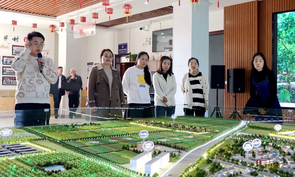 甘肅前進牧業(yè)機關(guān)黨支部開展主題黨日活動